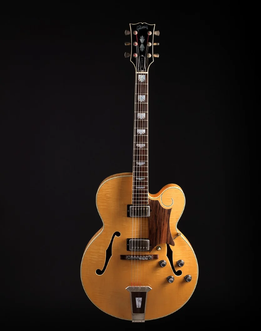 Fotografía de guitarra